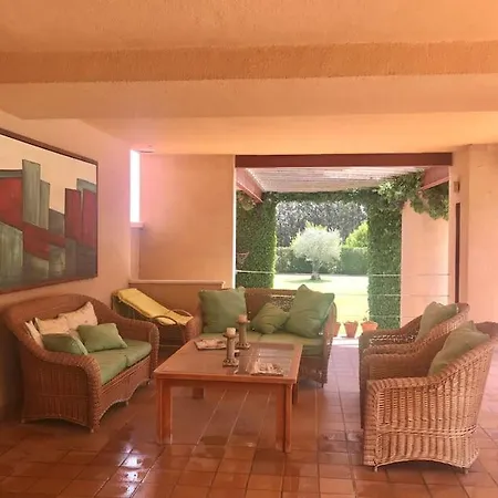 Tamarindos Homestay